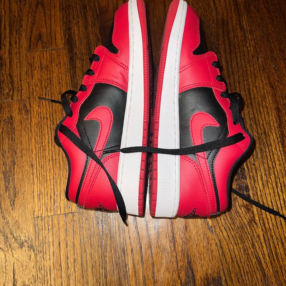 Air jordan 1 Low GS ‘Reverse Bred’ - Picture 2 of 6